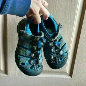 Keen size 12 kids